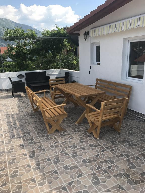 Alisa Sea View Apartment Prcanj Kotor Ngoại thất bức ảnh