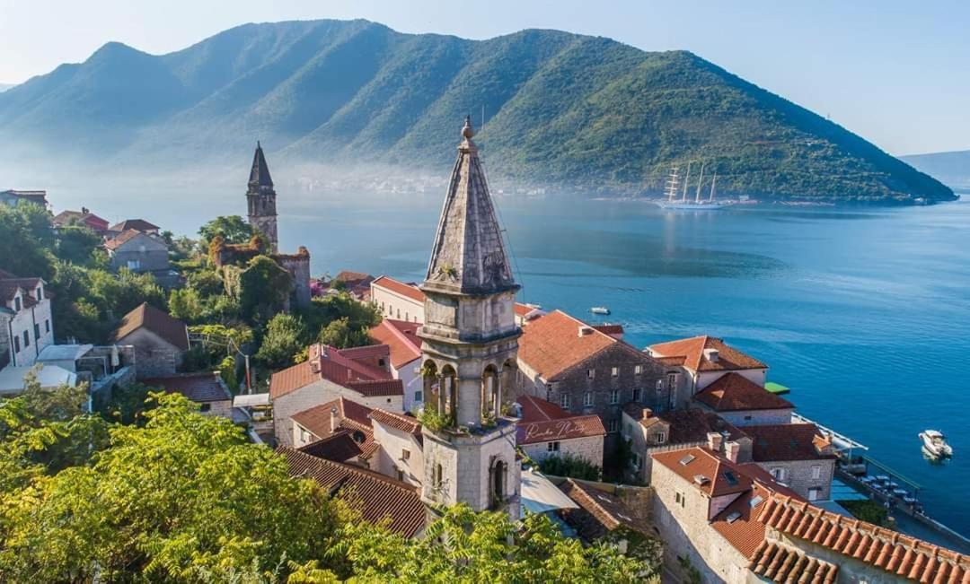 Alisa Sea View Apartment Prcanj Kotor Ngoại thất bức ảnh